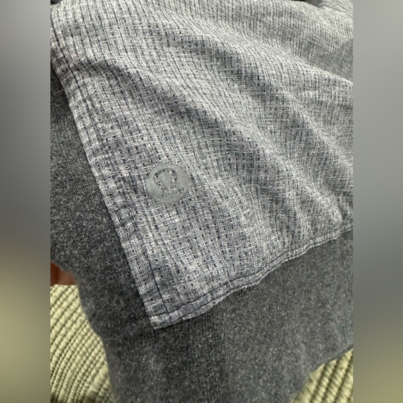 Lululemon Reversible Sundown To Sunup Pullover Hoodie- size M - Picture 9 of 12